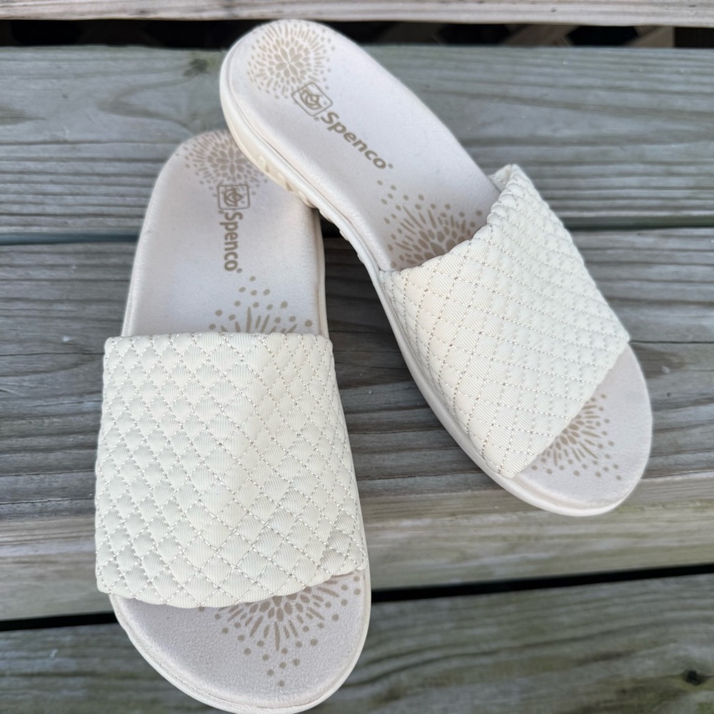 Spenco Quilted Slides Sandals Hanna Cream Orthotic Arch Support 8 Ivory Fabric